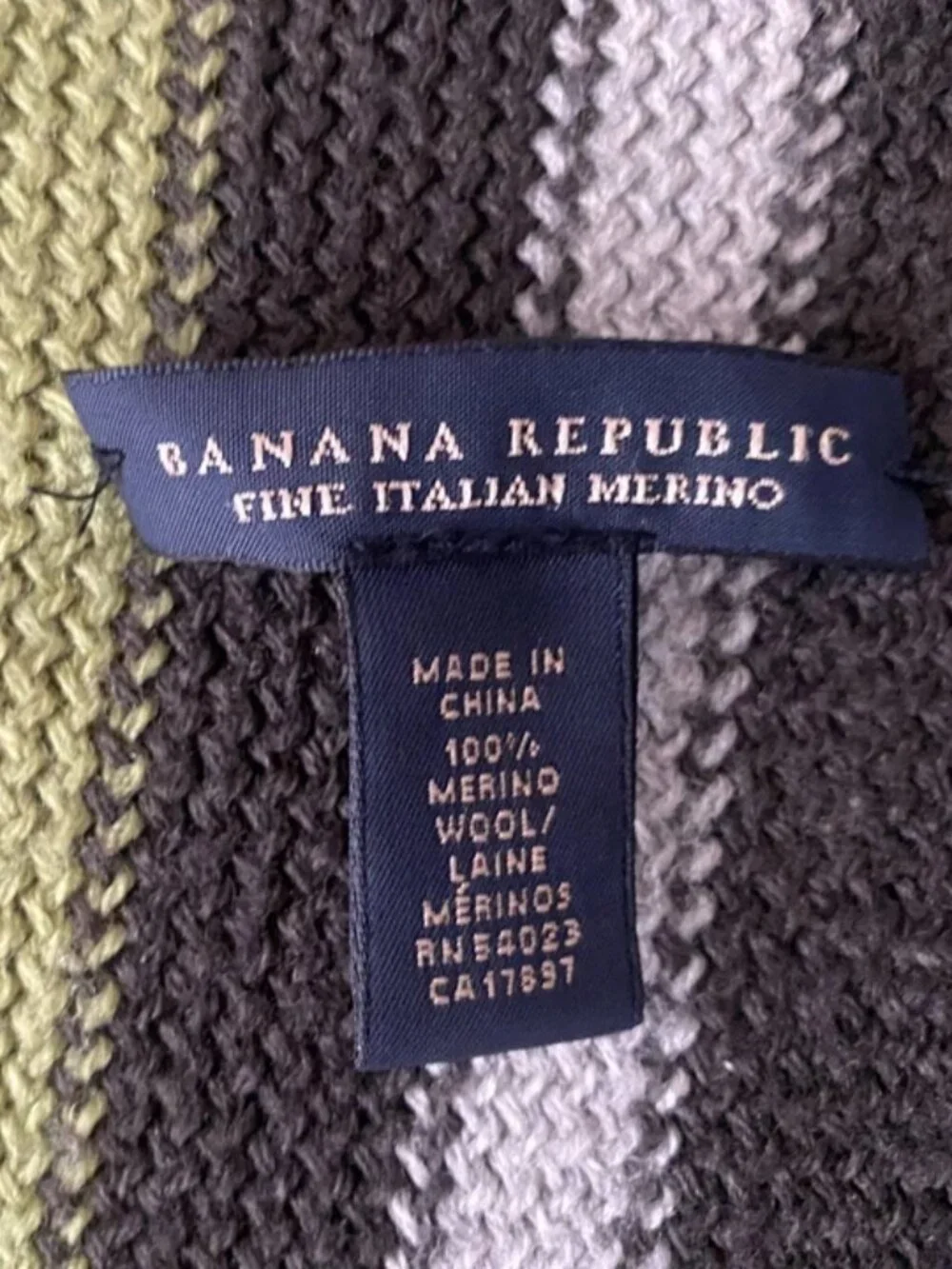 Banana Republic brand banana